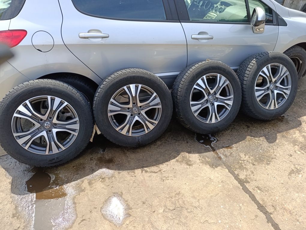 Toyota RAV4 felgi aluminiowe 17 cali jak nowe z Niemiec