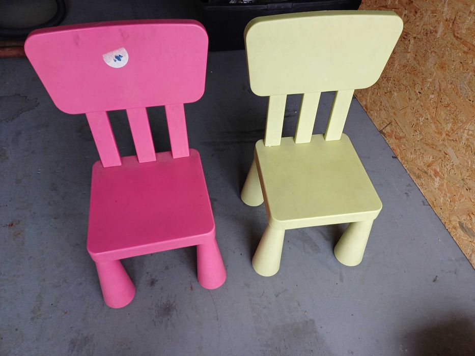 Ikea 2 krzesełka + stolik