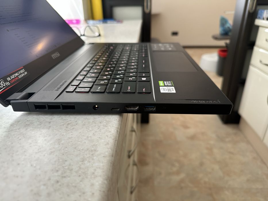 MSI GS66 Stealth ноутбук ігровий