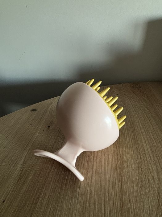 Szczotka masażer do skóry głowy