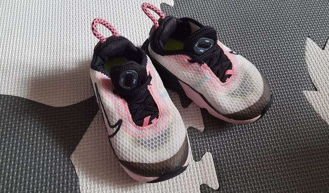 Nike Air 22 adidasy sneakersy dla dziewczynki super stan