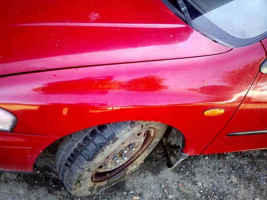 Mazda 323 323p BA Błotnik przedni Lewy Prawy SU