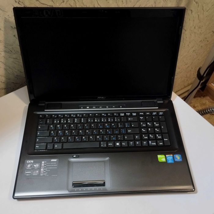 Игровой ноутбук MSI CX70 | 17.3 FHD | Core i5 | видео 2гб | 8/240 SSD