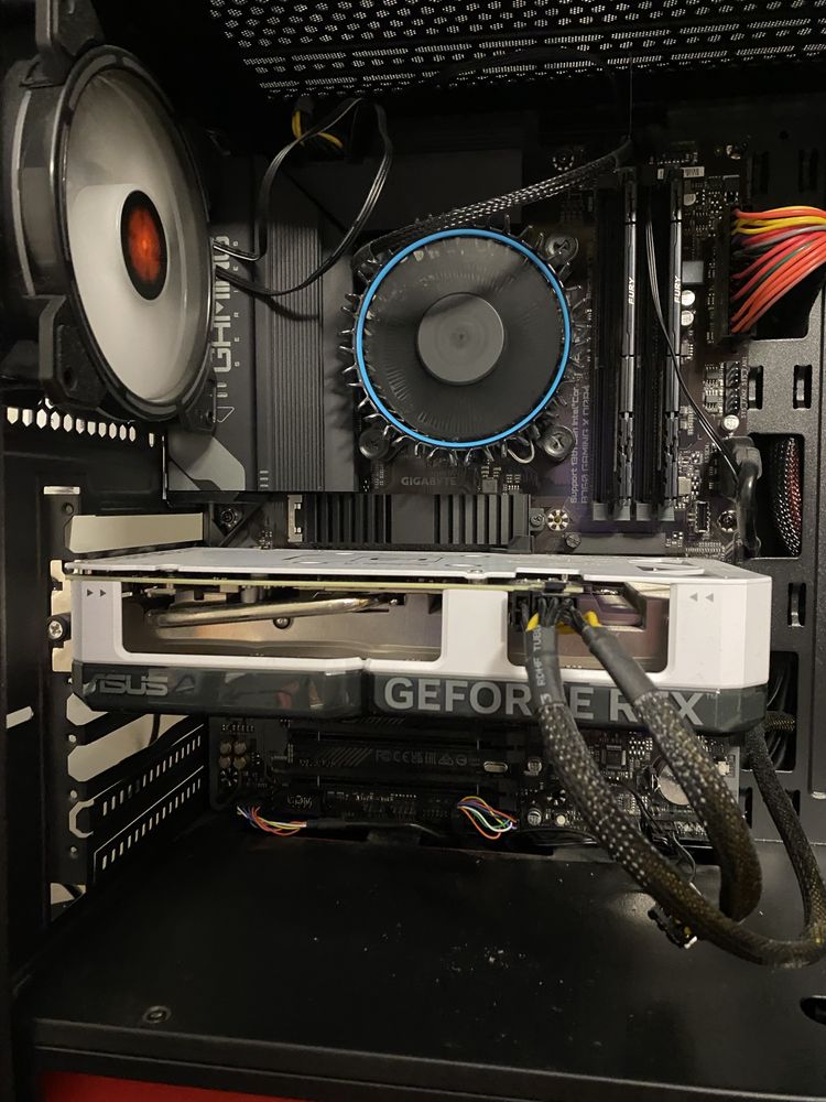 Komputer stacjonarny gamingowy i5 rtx4060 ti super stan