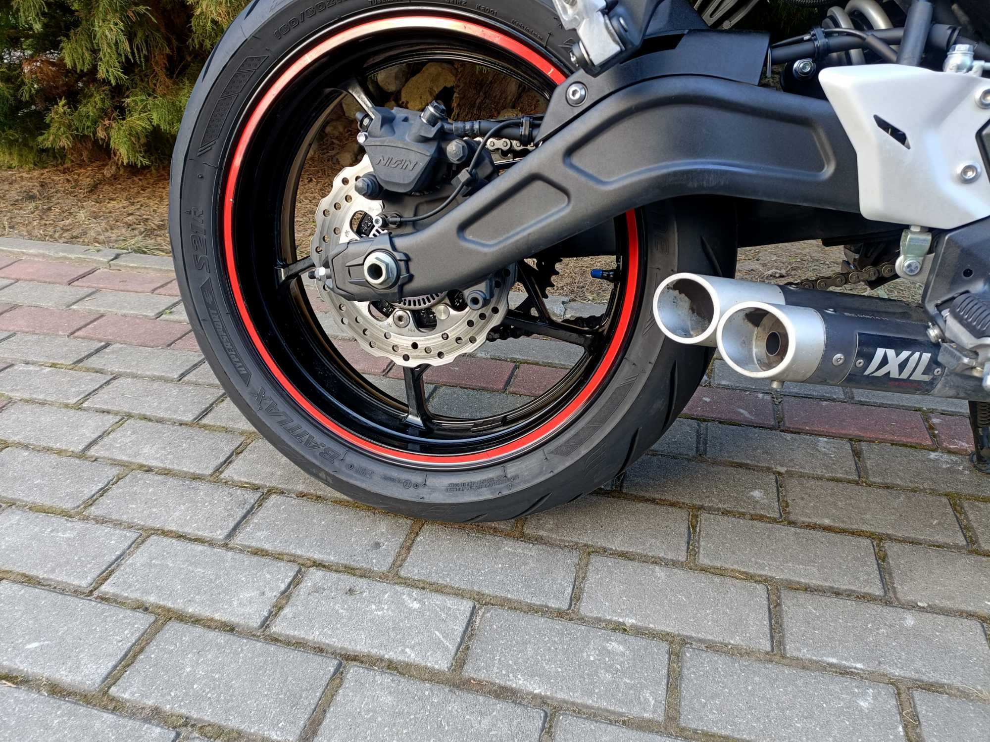KAWASAKI Z650 Rok 2021 35 kW A2 IXIL