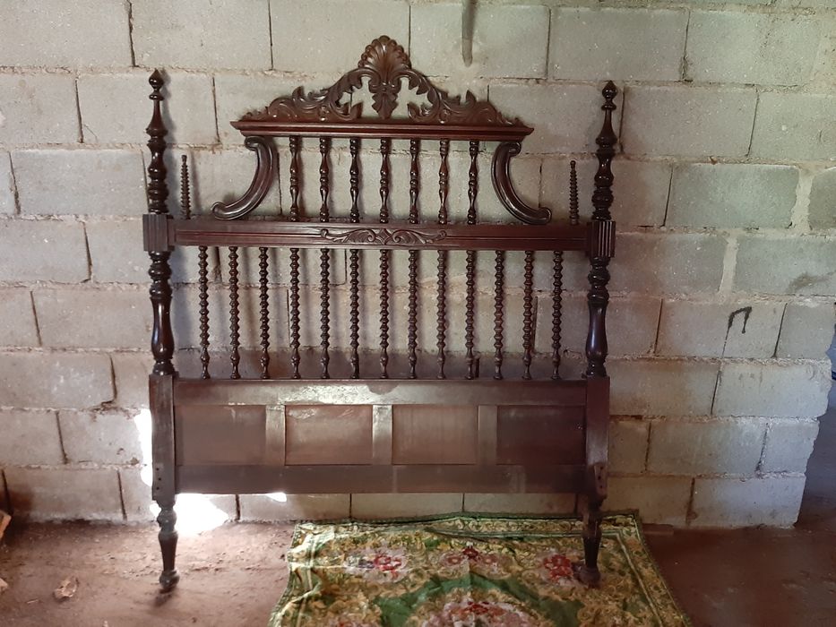 Cama de bilros antiga