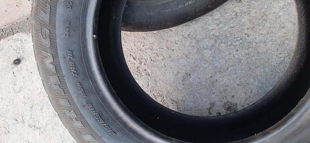 Продам гуму 215/65 R16