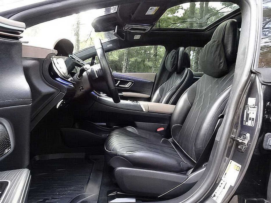 Mercedes-Benz EQS 580 4MATIC      2023