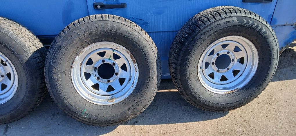 Диски р  з резиною nokian 255 70 15  р15 6 139.7  мітсубісі паджеро 2