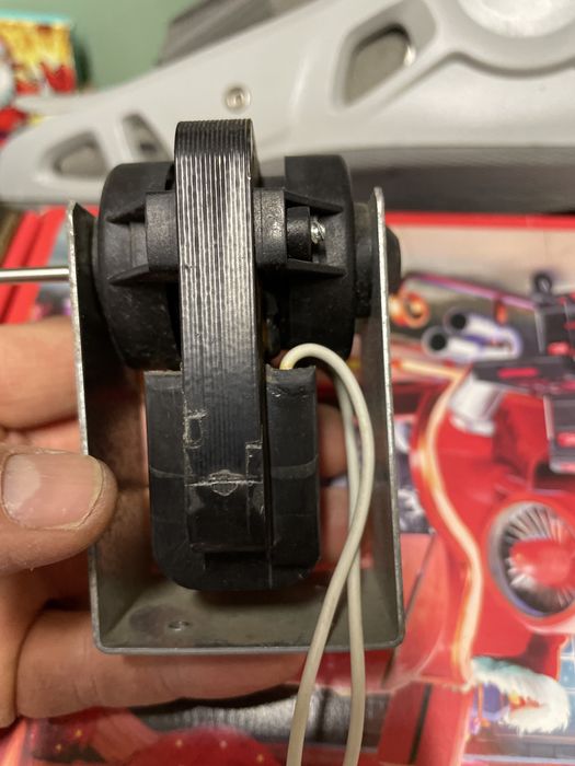 Silnik silniczek elektryczny typ F61-10M