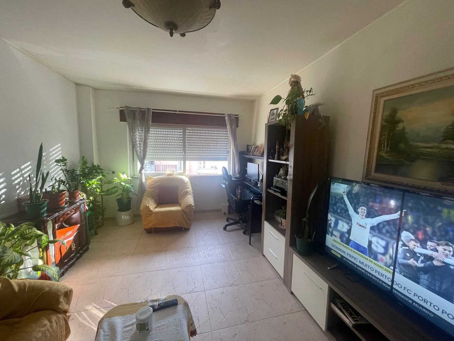 APARTAMENTO T2 ARRUDA DOS VINHOS