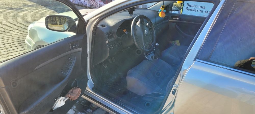 Продам Toyota Avensis t25 2.2 d4d