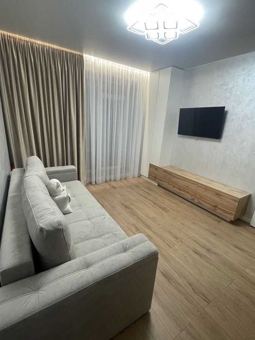 Продається 1-кімнатну квартиру з ремонтом у новобудові ЖК «Премʼєр»