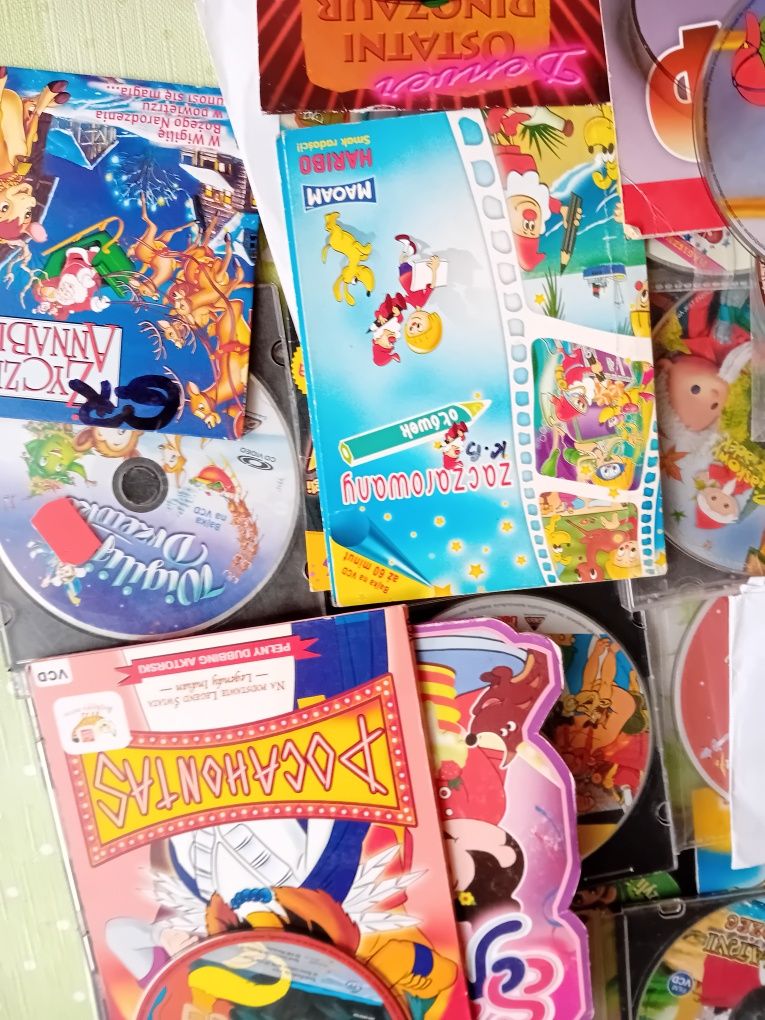 Płyty z bajkami 48 szt DVD/CD/VCD