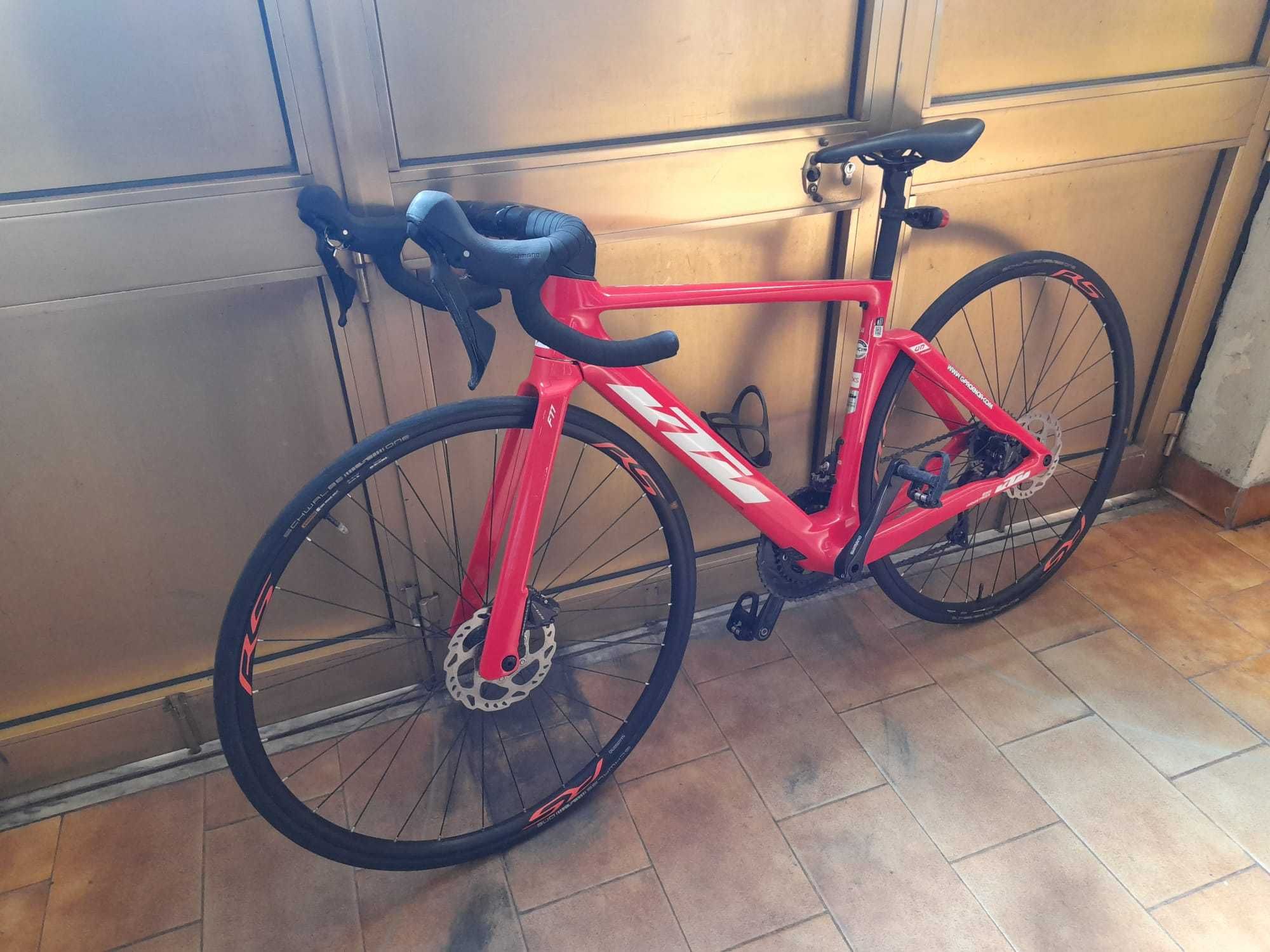 Bicicleta KTM Lisse Pro (como nova)
