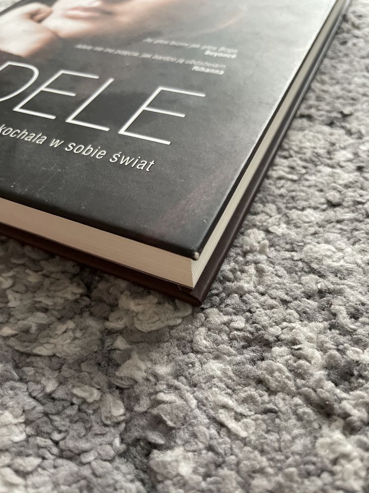 Adele, biografia
