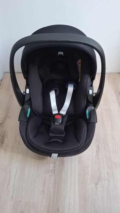Fotelik Maxi Cosi Pebble 360 pro2 z bazą