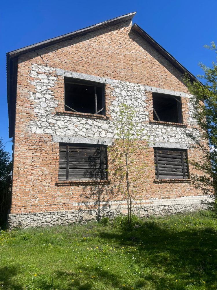 Продам дом с участком
