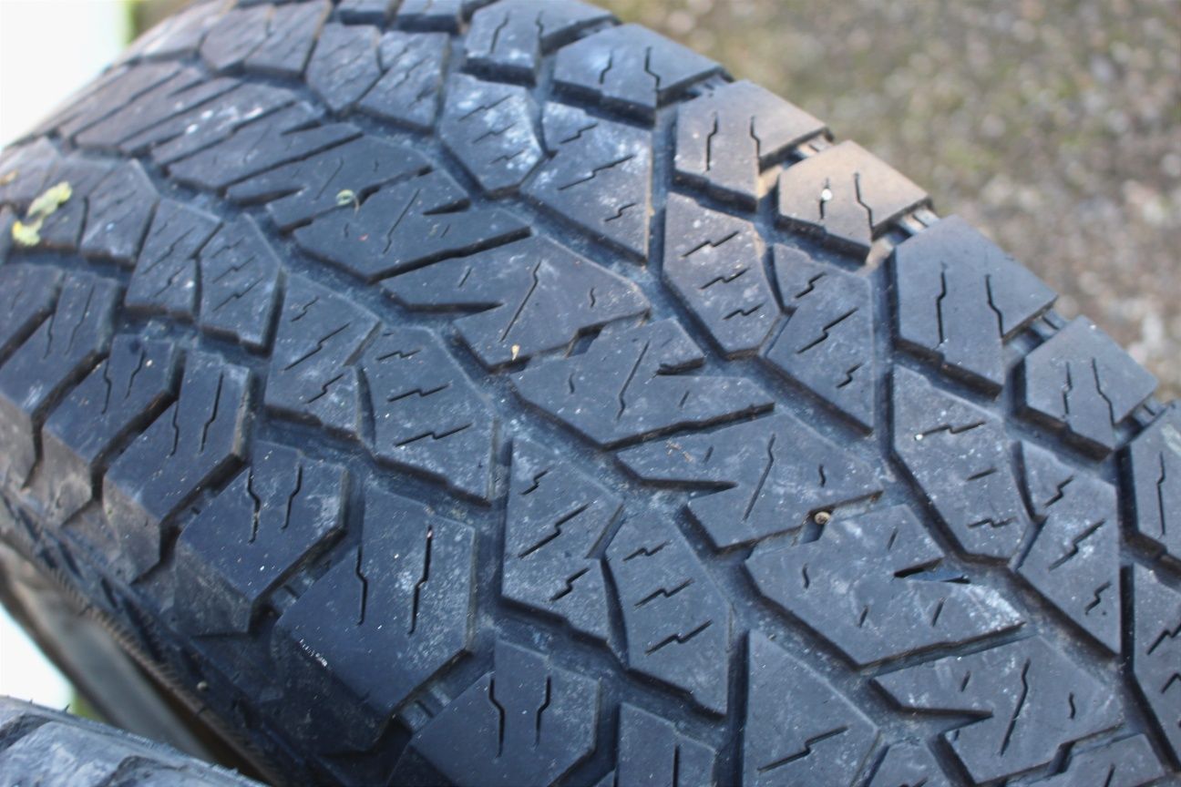 Pneus Hankook Dynapro AT2
245/70 R16