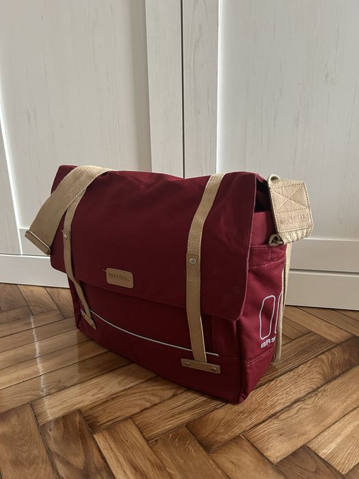 Torba rowerowa basil sakwa 20 l bordowa