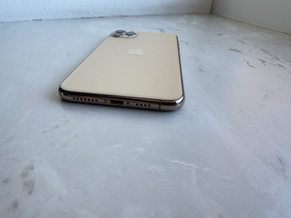 iPhone 11 Pro Max 256gb gold unlock