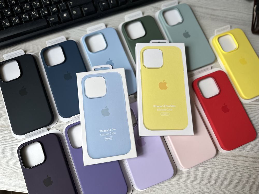 Силиконовый чехол Apple iPhone 14 Pro / 14 Pro Max Silicone Case