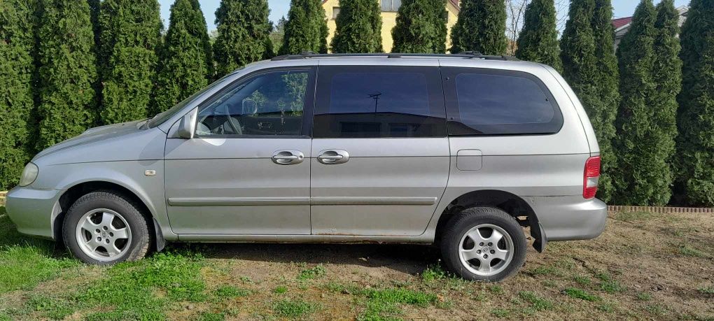 Kia Carnival 2003