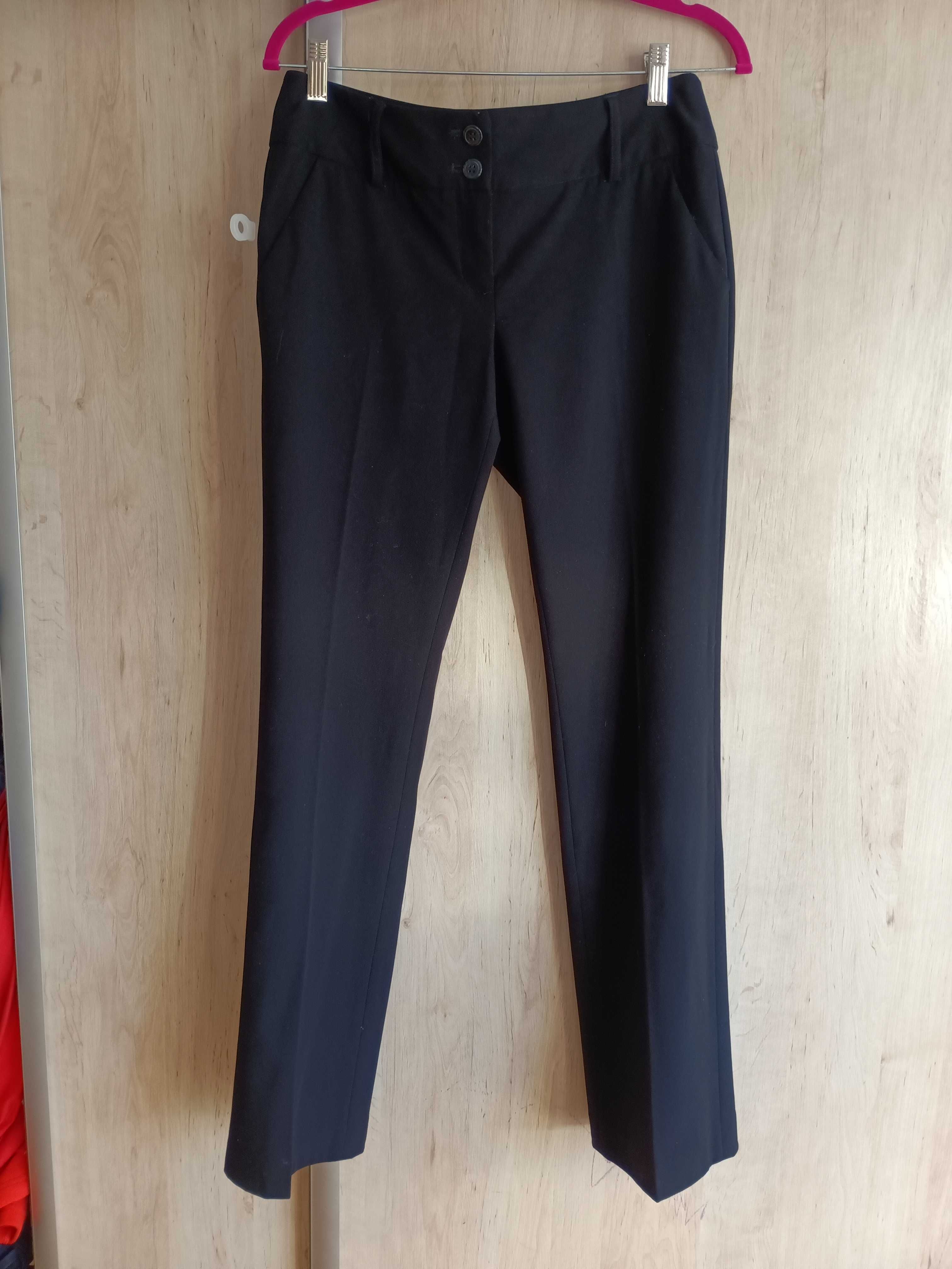 Czarne proste spodnie eleganckie 4