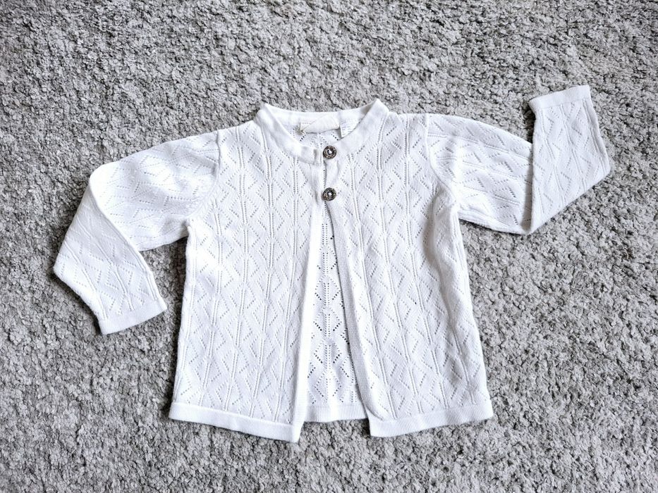 Biały ażurowy sweterek dka dziewczynki r.74/80