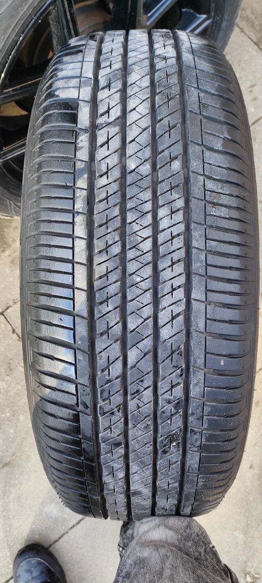 Opony Bridgestone 235/55R18 HL422+ 100H