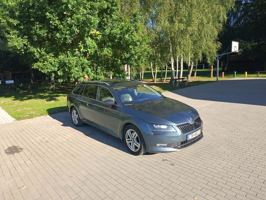 Skoda Superb ver. Style kombi