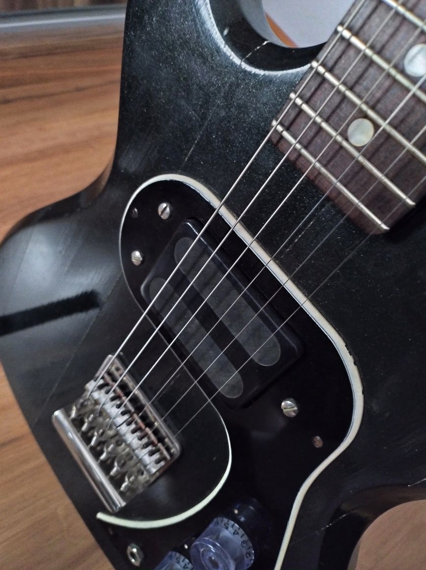 Jolana disco kopia Gibson sg. Nie Diamant, irys
