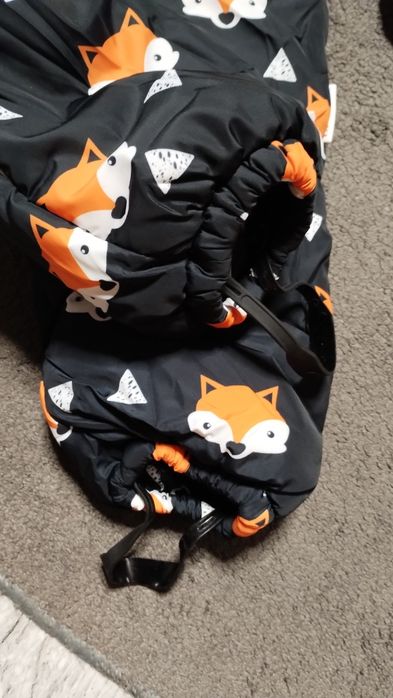 Зимовий комбінезон , підійде як хлопчику так і дівчинці.