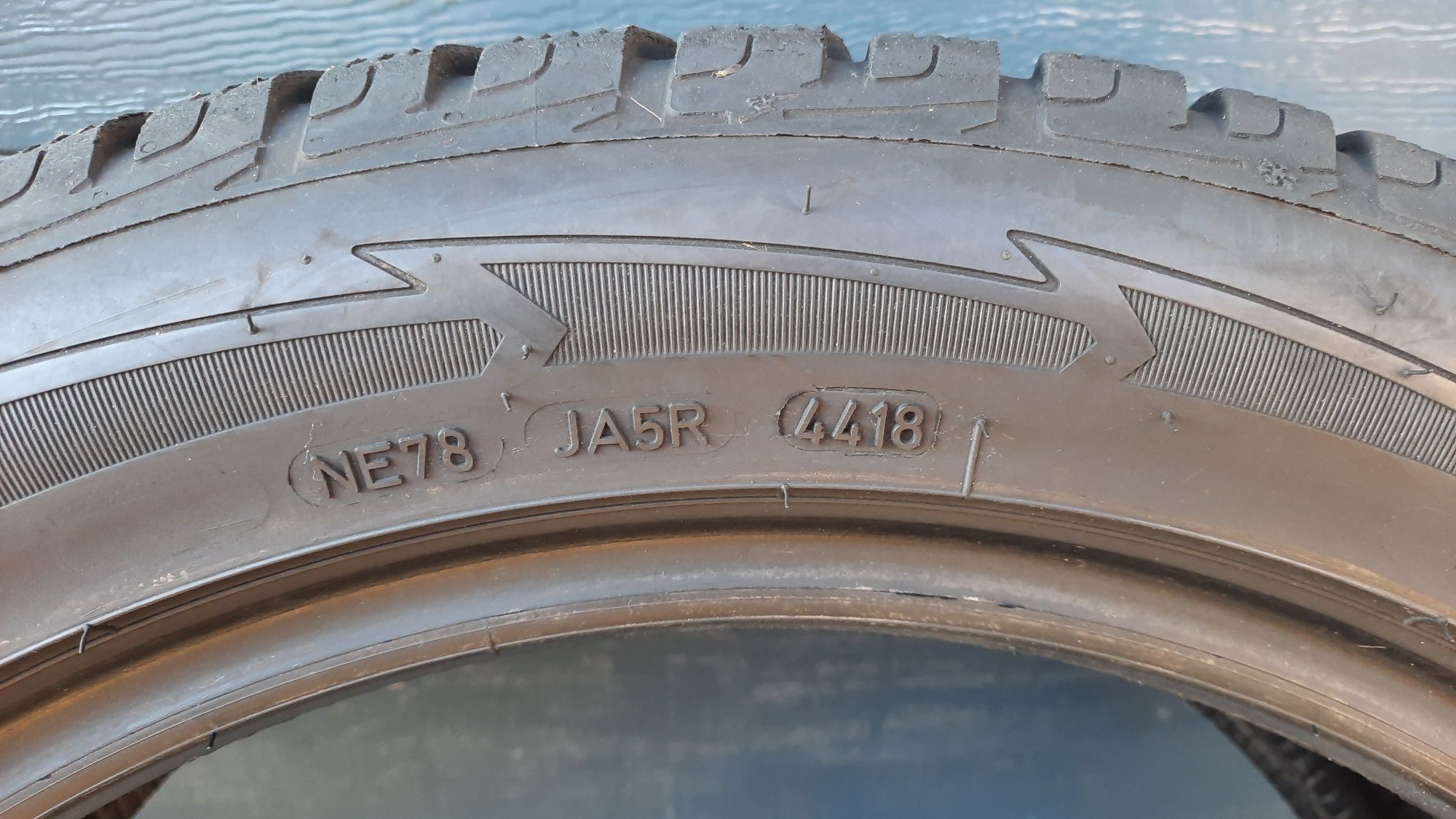 Goodyear 225/50 R18 UltraGrip 6 mm