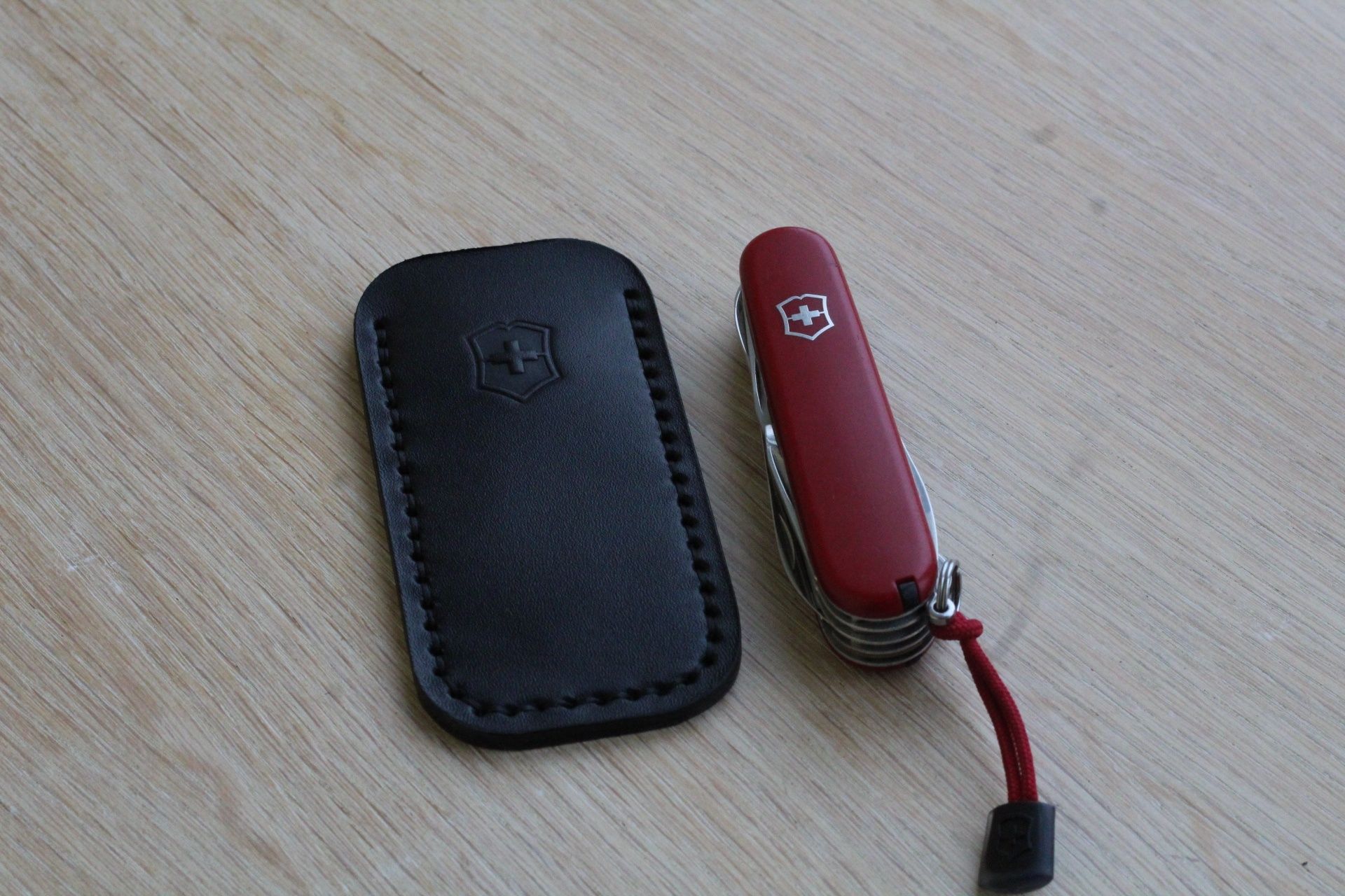 Чехол из кожи для victorinox huntsman