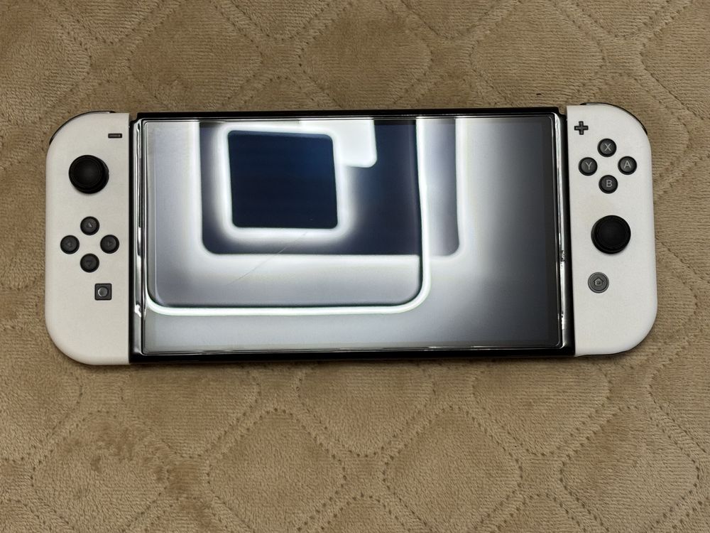 Nintendo Switch oled опис
