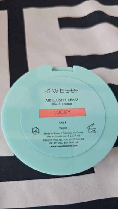 Sweed Air Blush Cream, kremowy róż do policzków