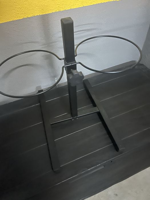 Tigelas com suporte para cao