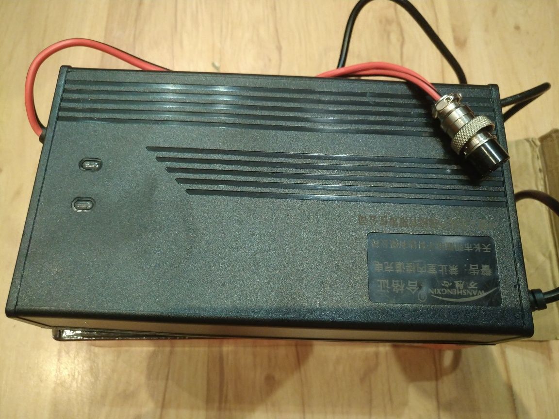 Акумуляторна літій-залізо-фосфатна батарея 24V 100Ah