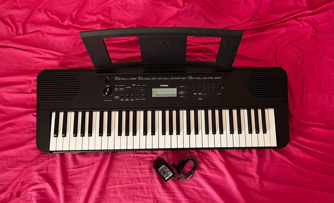 Yamaha PSR-E360B