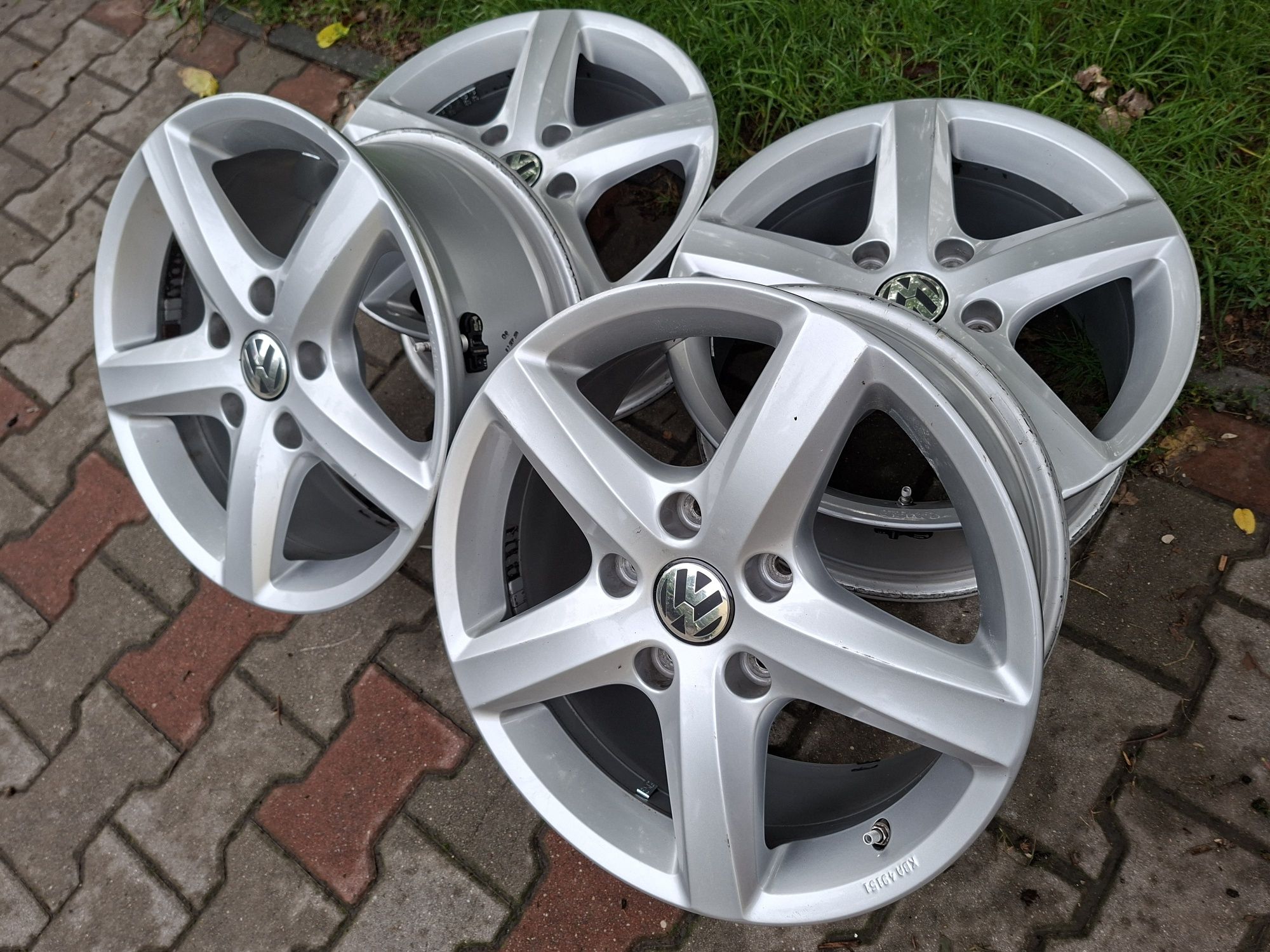 5x130 R17 Felgi Aluminiowe Oryginalne VW Touareg czujniki Alufelgi 17"
