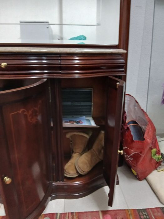 Aparador ou sapateira