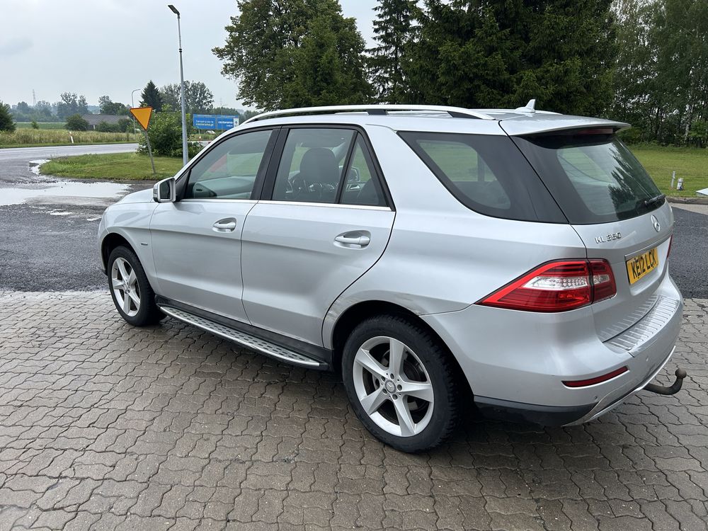 Mercedes ML350 bluetec V6 3.0d Anglik