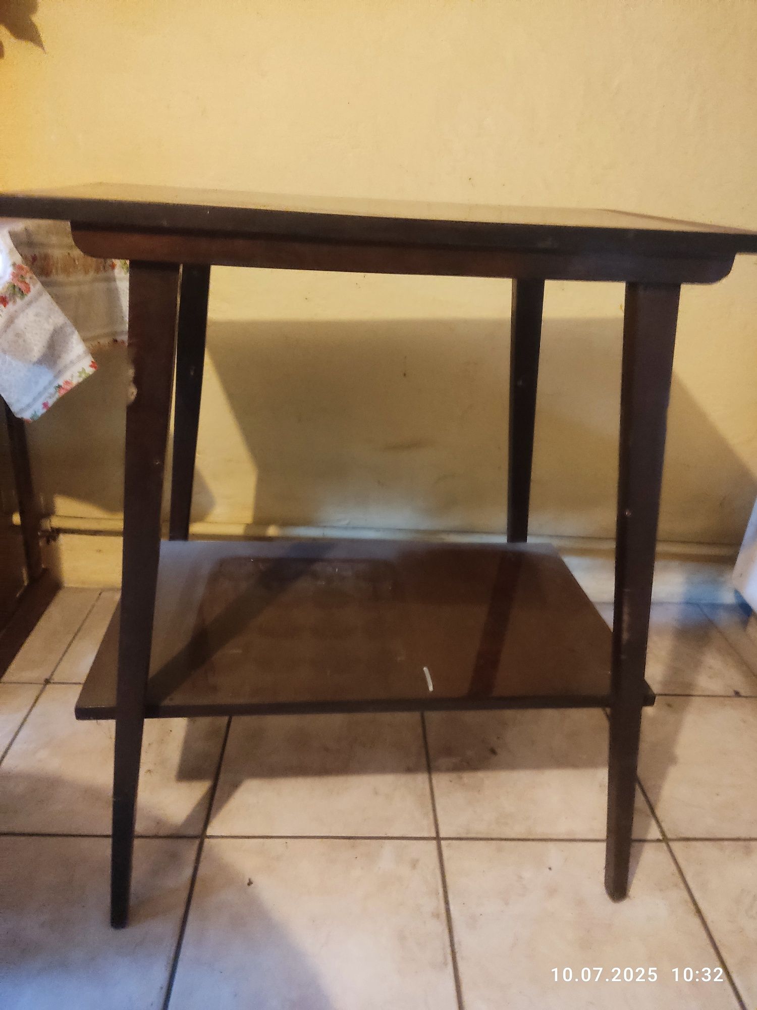 Sprzedam stolik pod TV