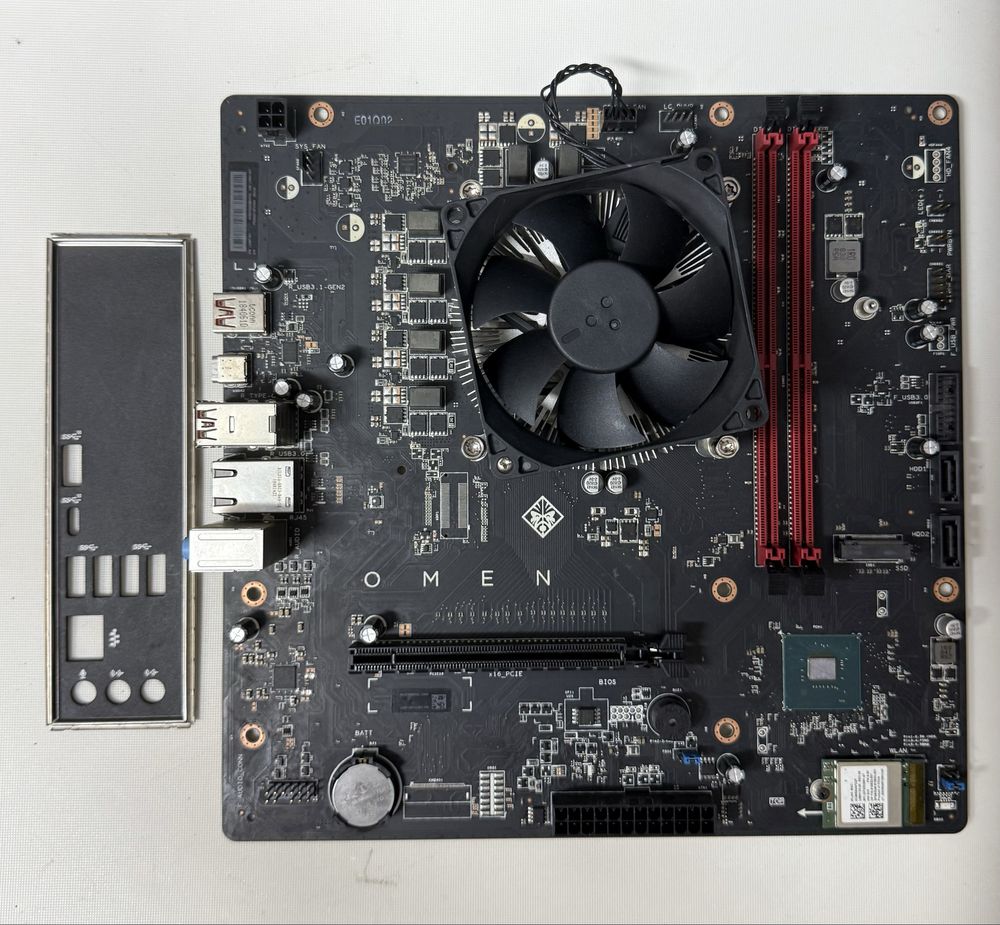 Board + Cpu Intel i5 8400 (Socket 1151) - Cooler e Espelho Incluido