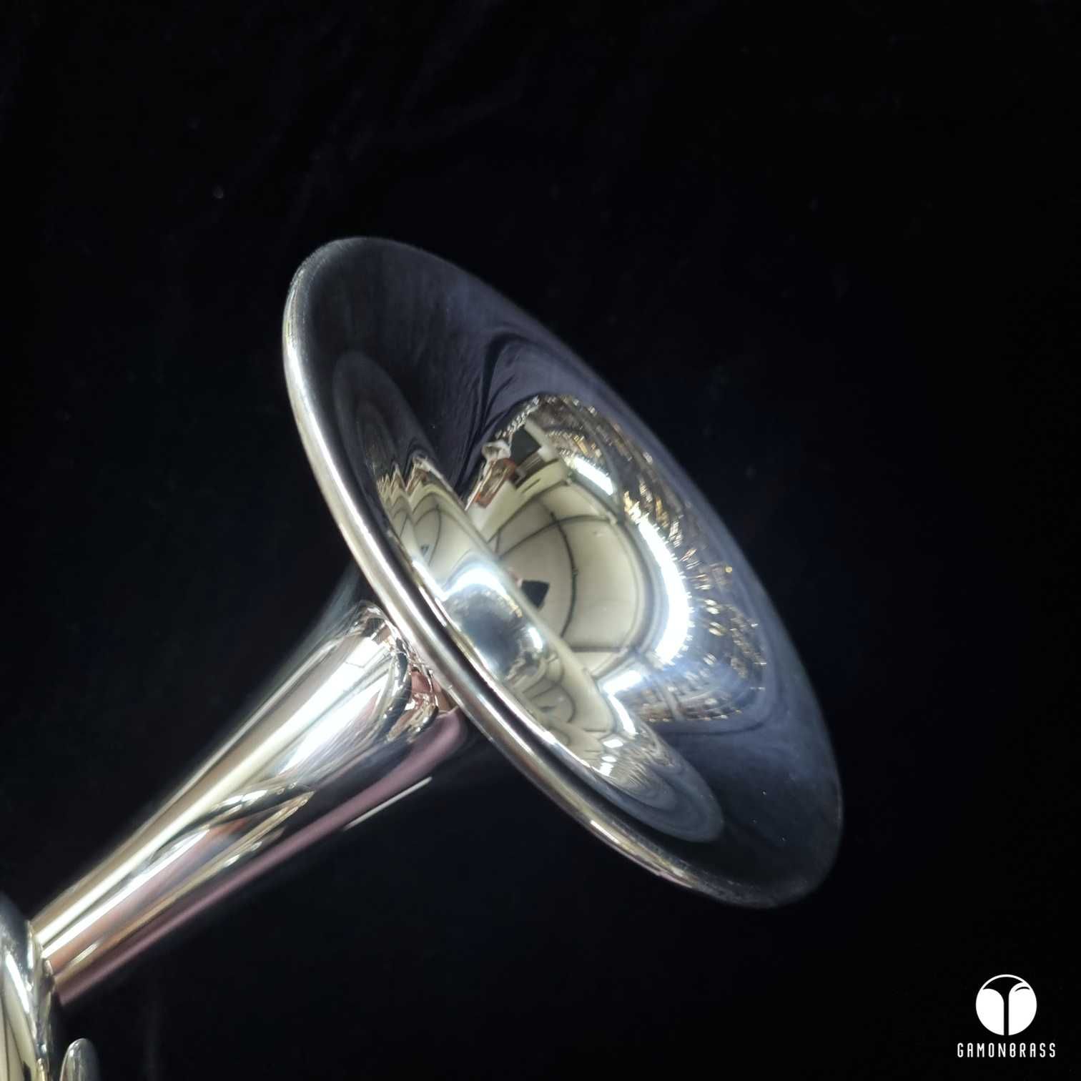 Trąbka Schilke B1-B Beryllium bell ustnik futerał akcesoria gamonbrass