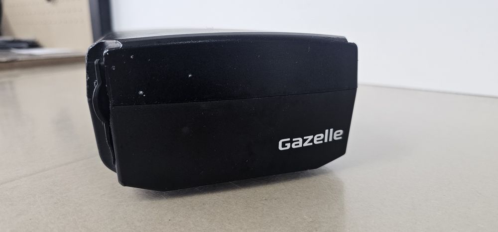 Bateria Gazelle Panasonic 36V.  W bagażnik Gold.