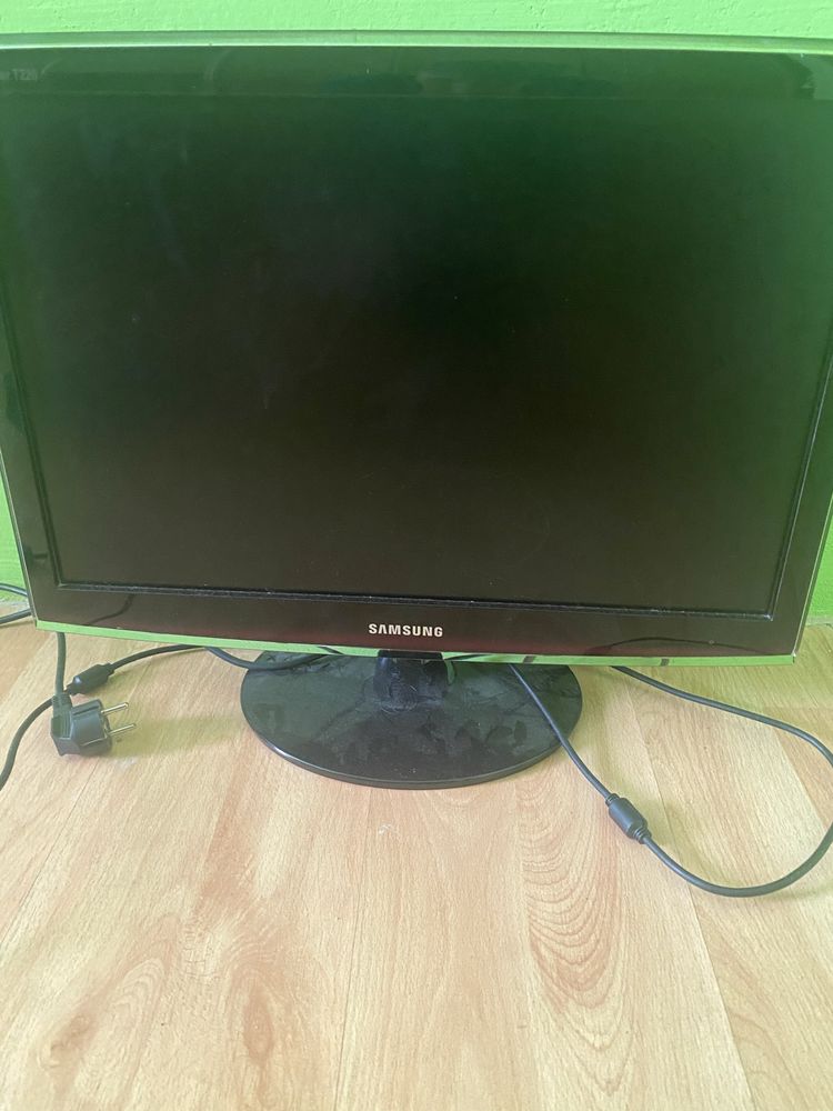 Monitor samsung 24 cale