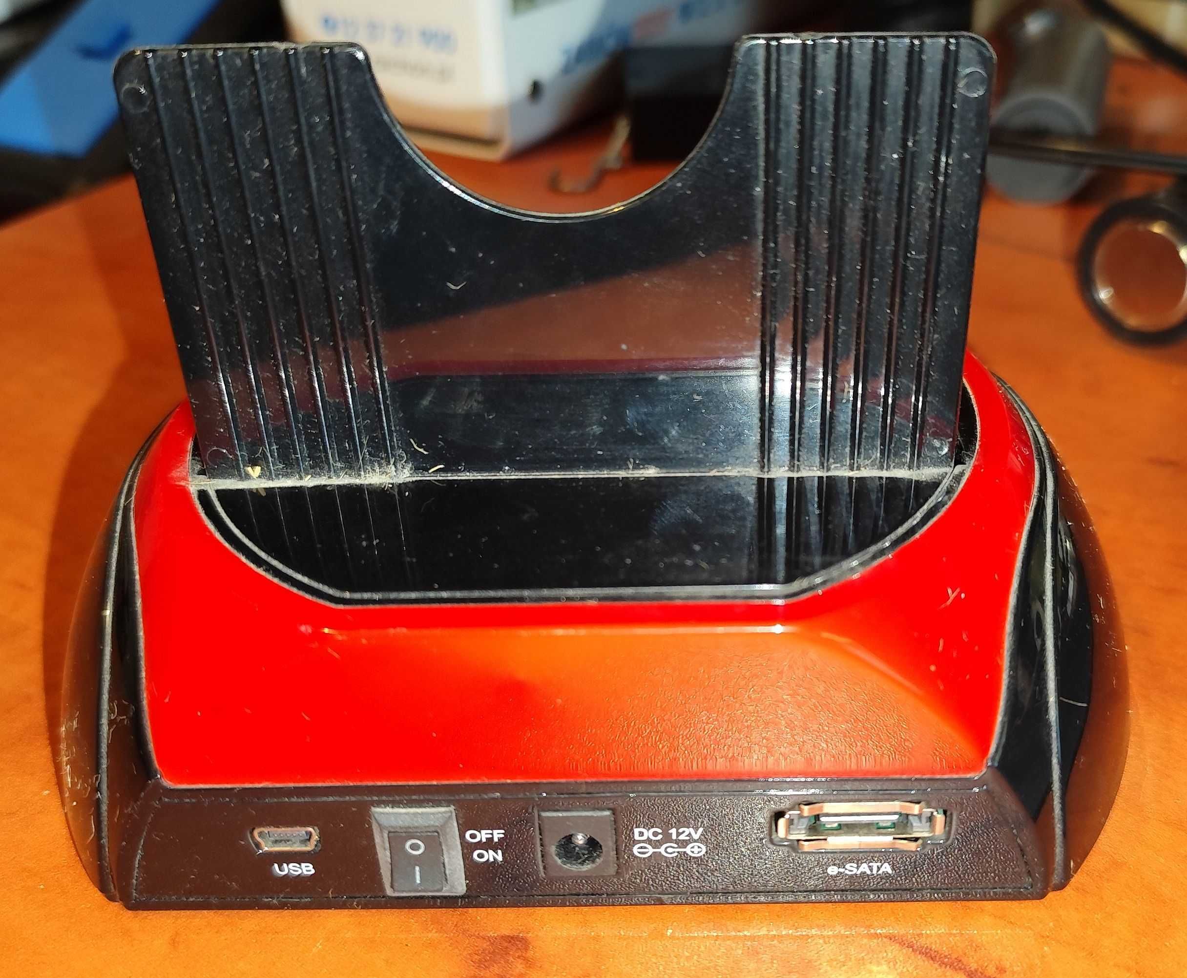 Stacja dokująca Unitek Y-1040CN, SATA, Czytnik kart SD, CF