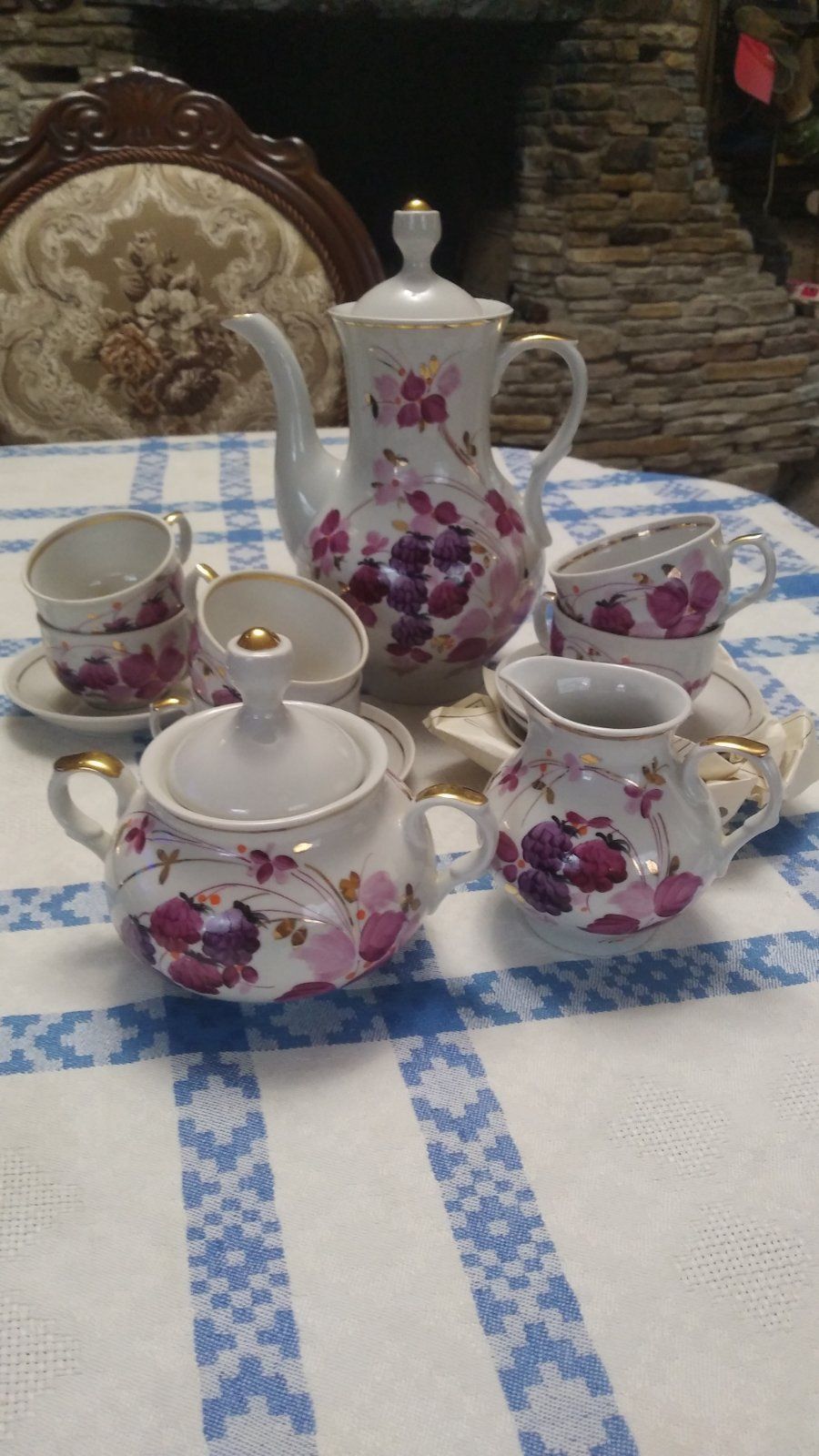 Продам сервиз и вазы